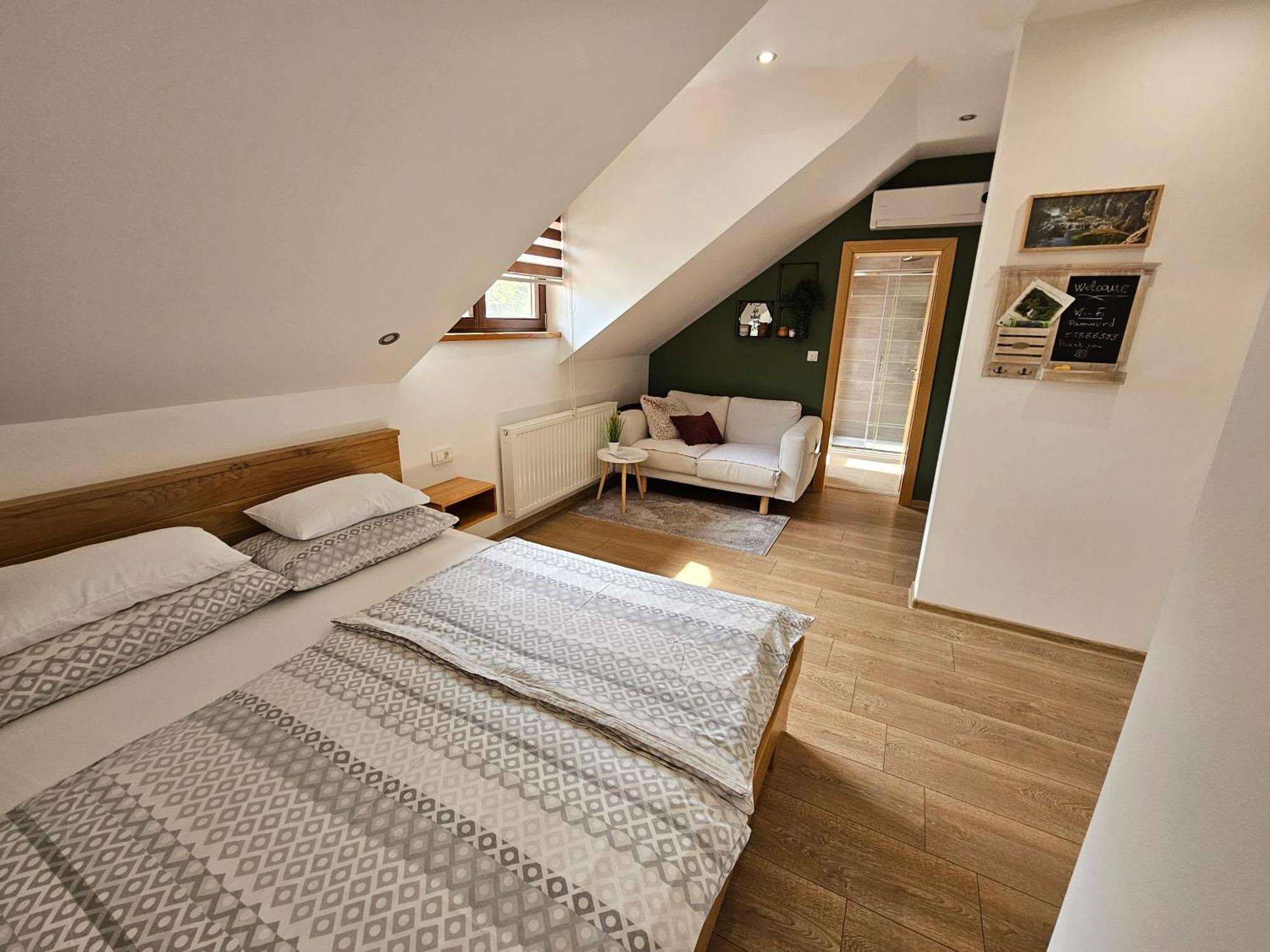 Apartments Woodnotes Licko Petrovo Selo Zewnętrze zdjęcie