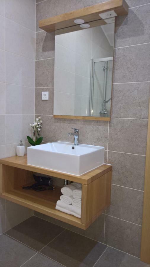 Apartments Woodnotes Licko Petrovo Selo Zewnętrze zdjęcie
