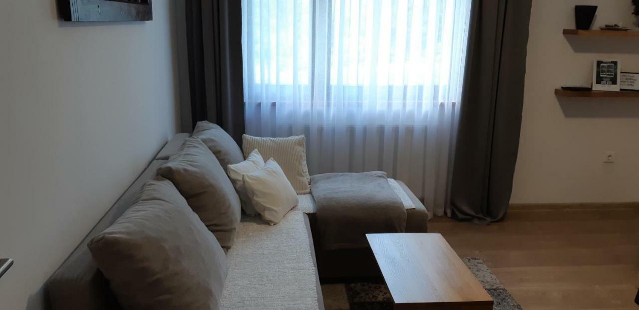 Apartments Woodnotes Licko Petrovo Selo Zewnętrze zdjęcie