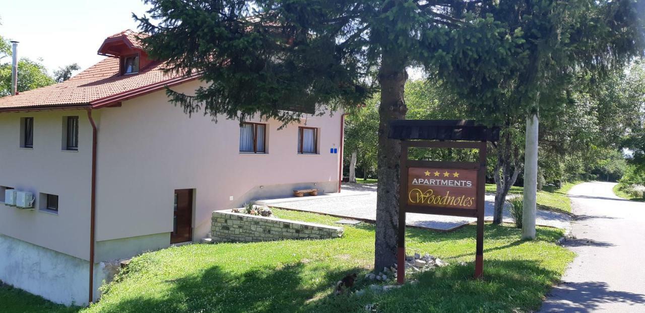 Apartments Woodnotes Licko Petrovo Selo Zewnętrze zdjęcie